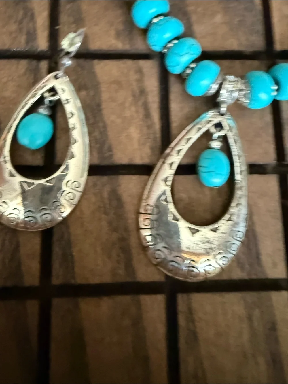 Brighton Santa Fe Southwestern Beaded Turquoise Silver Tone Necklace/Earring Set